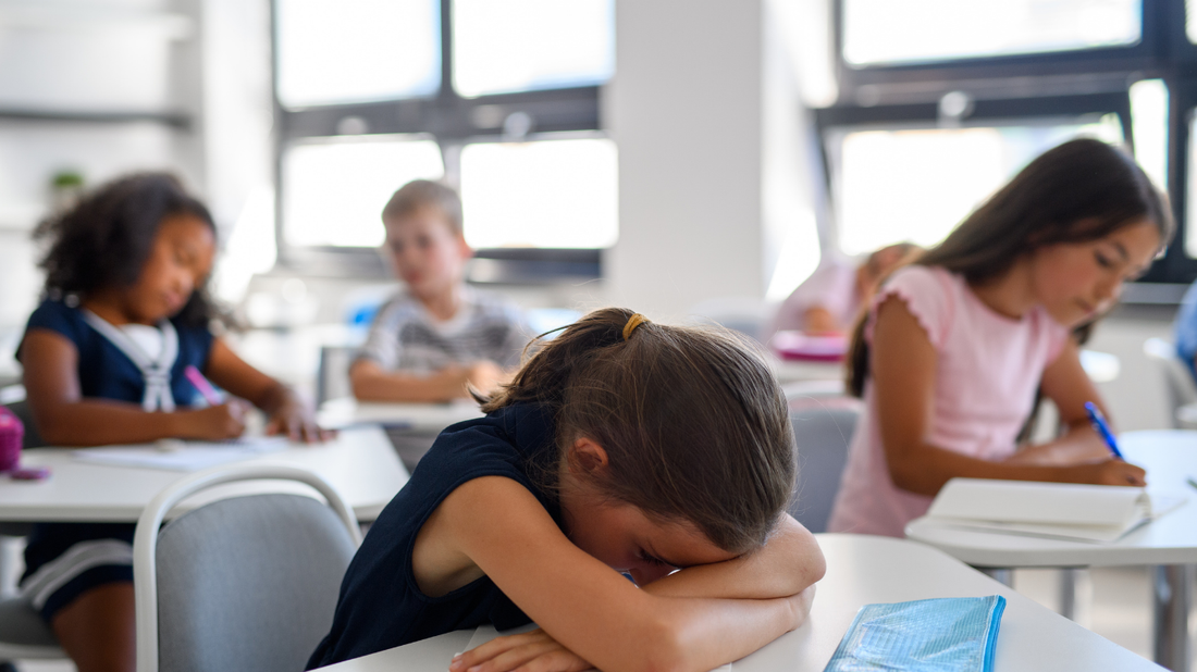 Ce que l’hypersensibilité fait vivre à un enfant à l’école